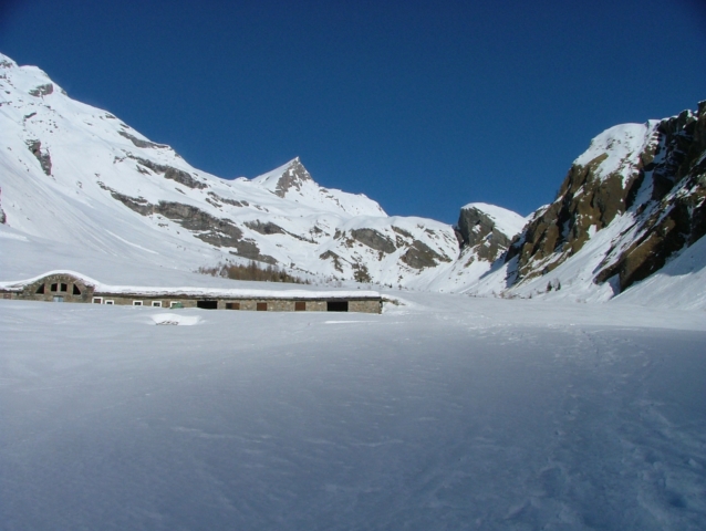 #2 Alpage d Alpage d'Eculés : aiguille de Bonalex et verrou rocheux à franchir pour atteindre le vallon de Bonalex