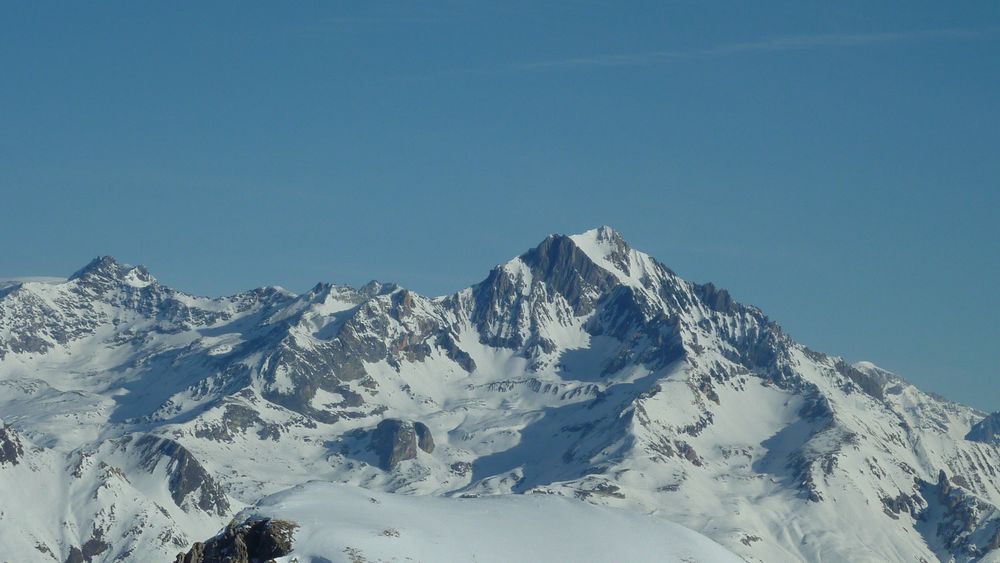 #1 Dent Parrachée : un sommet pour le moins esthetique Dent Parrachée : un sommet pour le moins esthetique