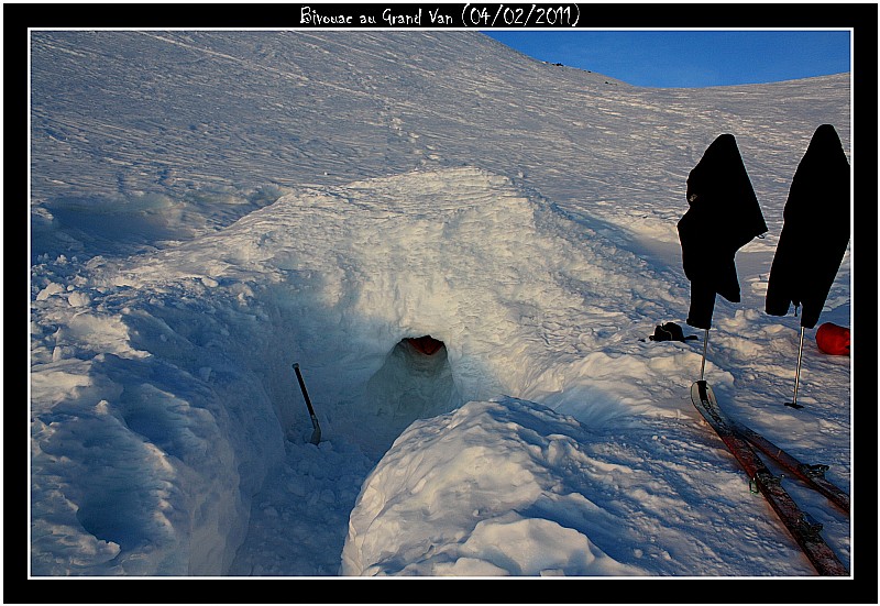#1 Le bivouac : Le bivouac sous le Grand Van Le bivouac : Le bivouac sous le Grand Van