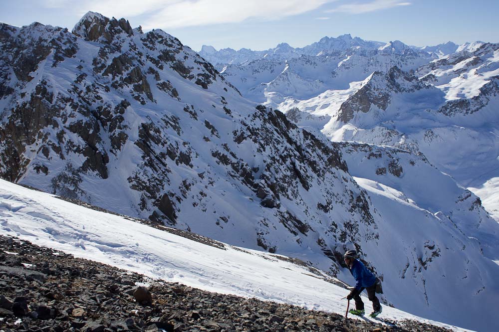 #10 Arrivée aus ommet : Et l Arrivée aus ommet : Et l'Oisans au loin