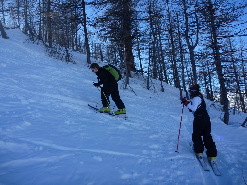 #5 Aunos : Nicolas prend les choses en main, suivi de près par Laïa ! Aunos : Nicolas prend les choses en main, suivi de près par Laïa !
