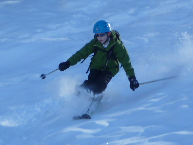 #9 Aunos : Et c Aunos : Et c'est parti pour une bonne descente dans la peuf ! Nicolas en action ...