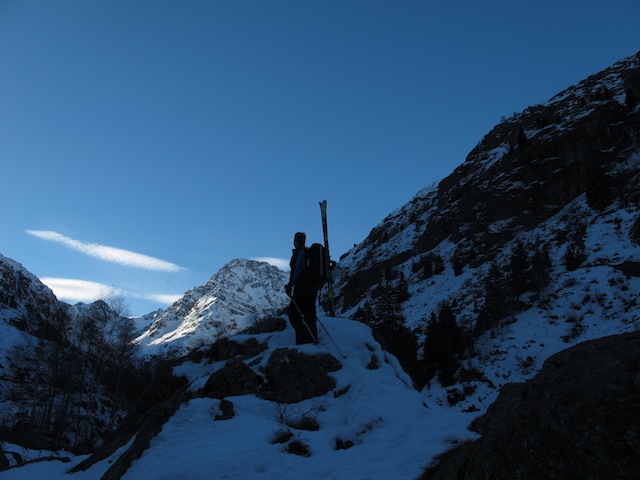 #1 Au fond, l Au fond, l'aiguille de l'Olan.