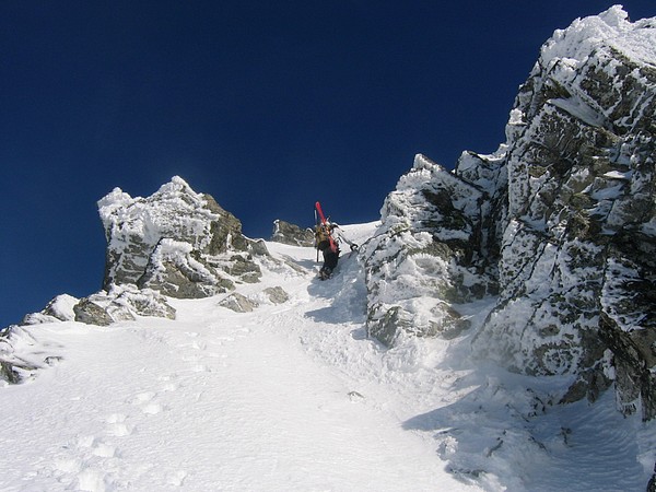 arête : Mick dans une partie raide de l'arête NO des grands Moulin