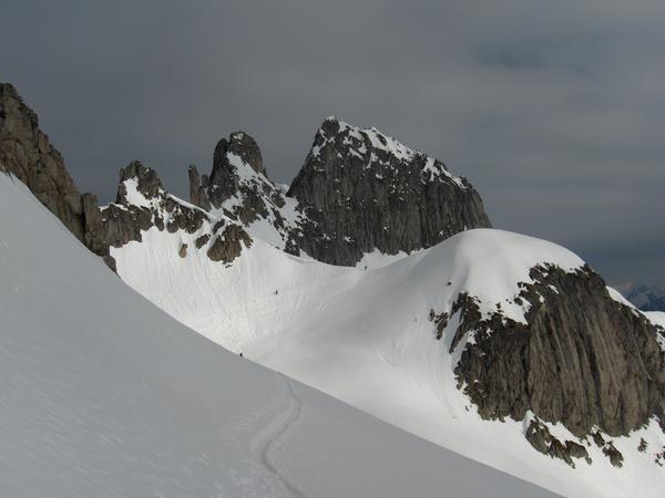 #3 Traversée : Traversée pour rejoindre le glacier de Cellier ( Vu du glacier) Traversée : Traversée pour rejoindre le glacier de Cellier ( Vu du glacier)