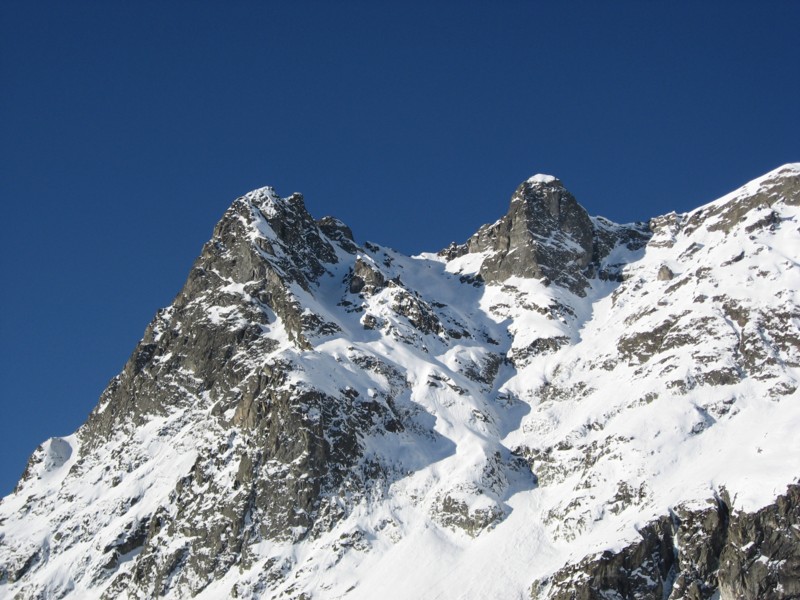 #11 Loriaz : Couloir NE des Cornes de la Loriaz pour ceux que ça intéresse... Loriaz : Couloir NE des Cornes de la Loriaz pour ceux que ça intéresse...