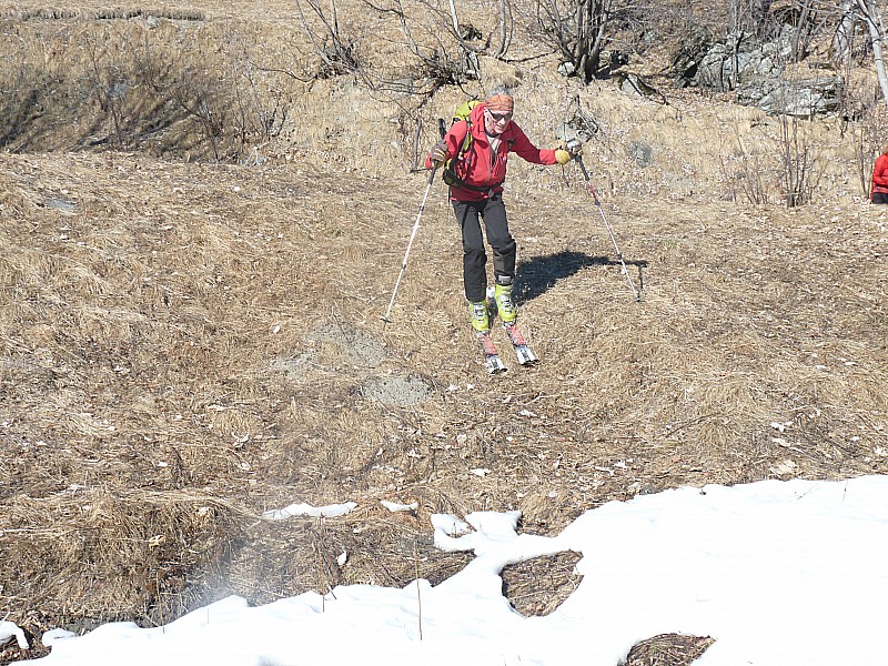 #8 Le finish : Initiation ski sur herbe pour Pierre... Le finish : Initiation ski sur herbe pour Pierre...