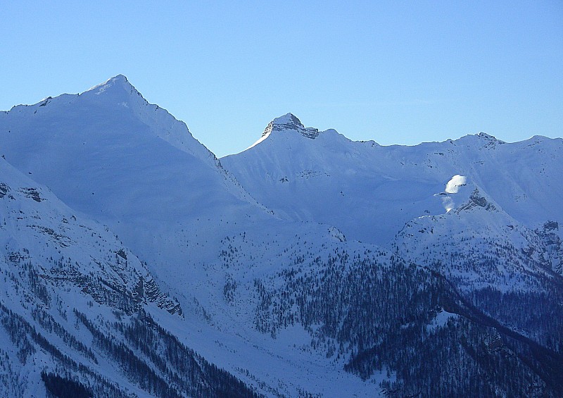 #3 Aiguille, Barle, Motte : Clin d Aiguille, Barle, Motte : Clin d'oeil à la conférence de jeudi soir ;)
La motte émerge un petit peu au soleil sous le Barle.