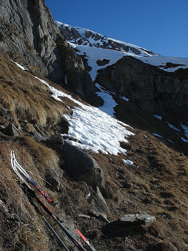 #2 déchaussage sur chemin : dessous la sortie pour Praz Pramain déchaussage sur chemin : dessous la sortie pour Praz Pramain