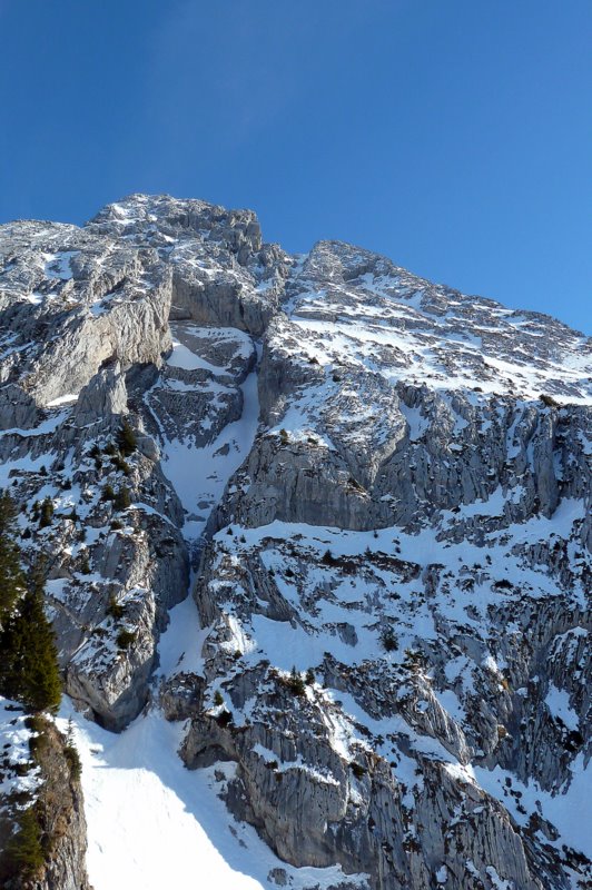 #5 Paré de Joux : Un petit aperçu sur le couloir NW du Paré de Joux Paré de Joux : Un petit aperçu sur le couloir NW du Paré de Joux