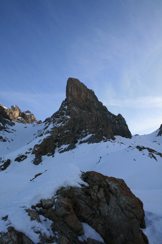 #1 Le Massour : avec le col de Stoppia à sa droite. Le Massour : avec le col de Stoppia à sa droite.