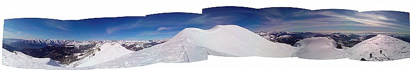 #1 Panoramique Stèle Vallette : Panoramique depuis Stèle Vallette avec le Mont Mounier a gauche. Panoramique Stèle Vallette : Panoramique depuis Stèle Vallette avec le Mont Mounier a gauche.