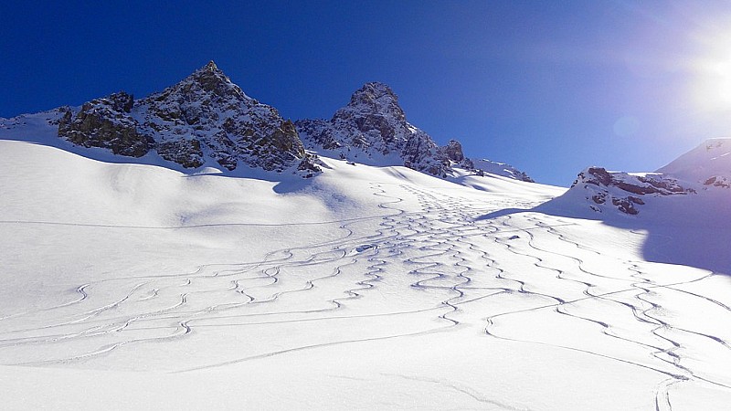 traces : encore de la place ici