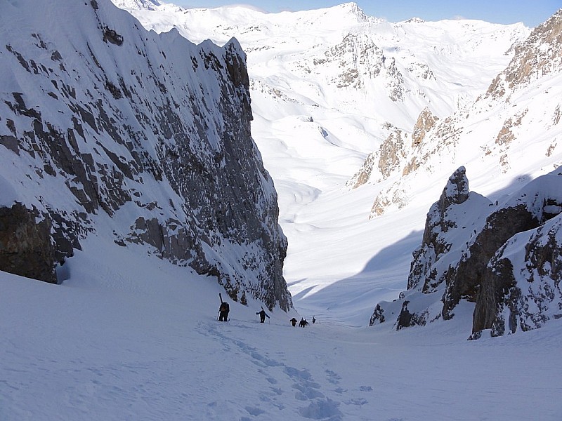 couloir : tout le monde est encore confiant