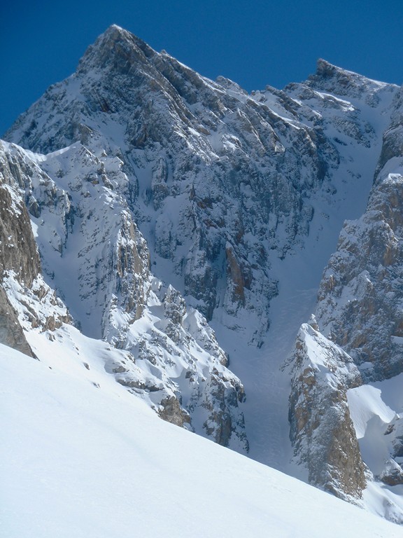 #13 couloir : il restait encore au moins 100 à 150 m ... couloir : il restait encore au moins 100 à 150 m ...