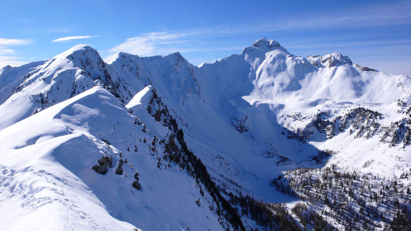 #1 Pouzenc : la coulée est recouverte, le couloir est un peu plus sec que l Pouzenc : la coulée est recouverte, le couloir est un peu plus sec que l'an dernier!...