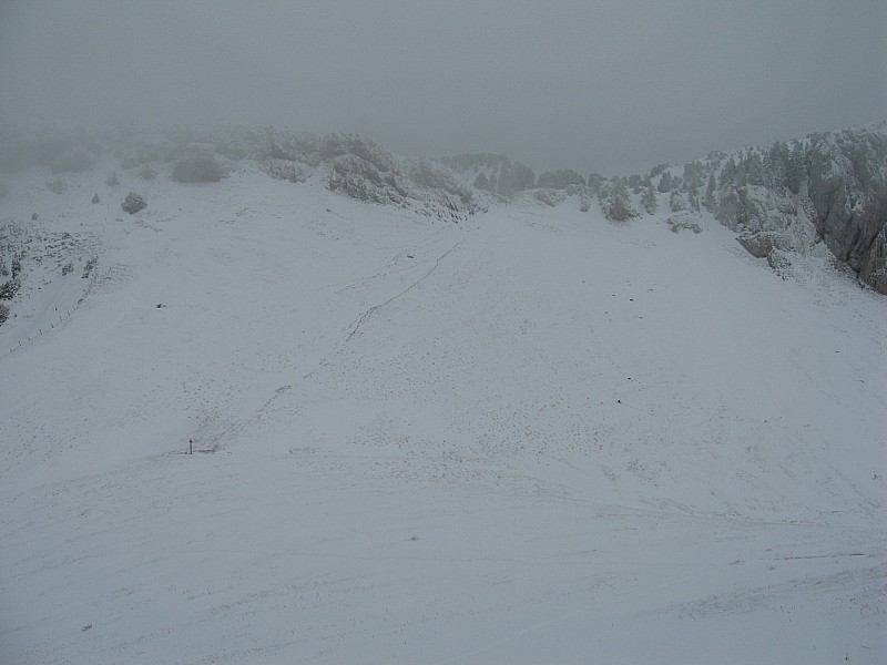 Col de Lechaud : par contre au col et versant sud, pas beaucoup de neige