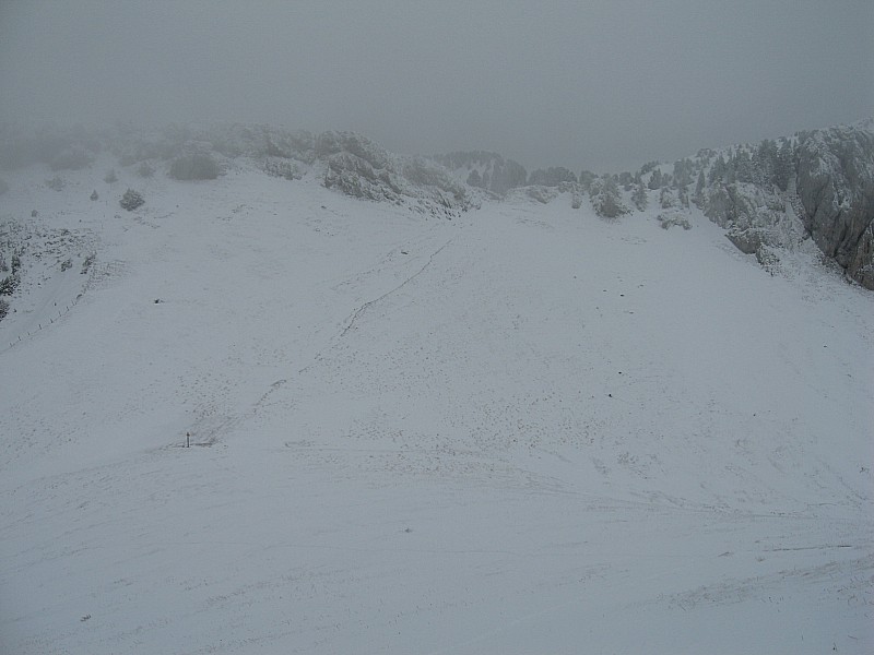 #2 Col de Lechaud : par contre au col et versant sud, pas beaucoup de neige Col de Lechaud : par contre au col et versant sud, pas beaucoup de neige
