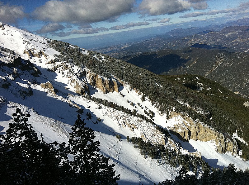 #8 depuis l depuis l'épaule Est : vue sur Fontfiole et le GR 4