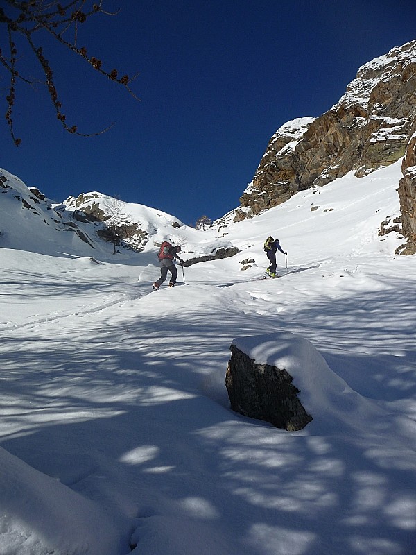 #3 Mont Tout Blanc : Dans le mur au-dessus de Pont. Mont Tout Blanc : Dans le mur au-dessus de Pont.