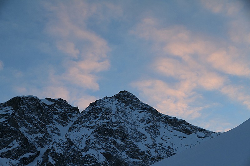 #11 Coucher du soleil : Le couloir avec les jeux de lumières sur les nuages Coucher du soleil : Le couloir avec les jeux de lumières sur les nuages