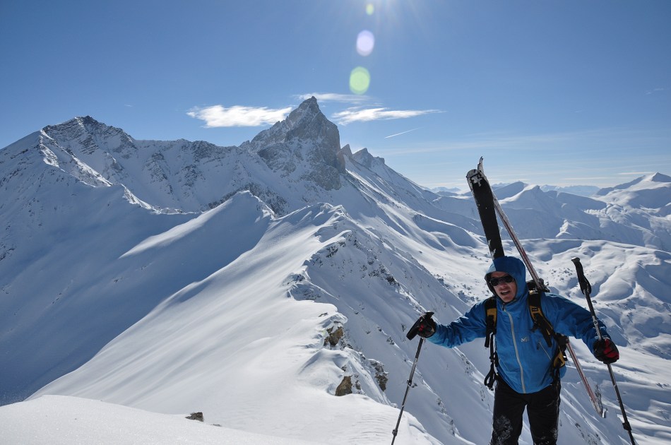 Summit : Cueilli sur l'arête par un bon vent glacé