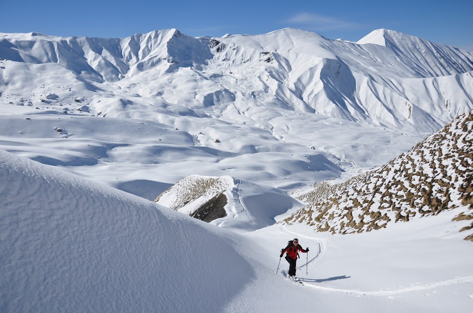 #5 Dédale de ravines : Ambiance, dans ce dédale de ravine, entre herbe et accus Dédale de ravines : Ambiance, dans ce dédale de ravine, entre herbe et accus