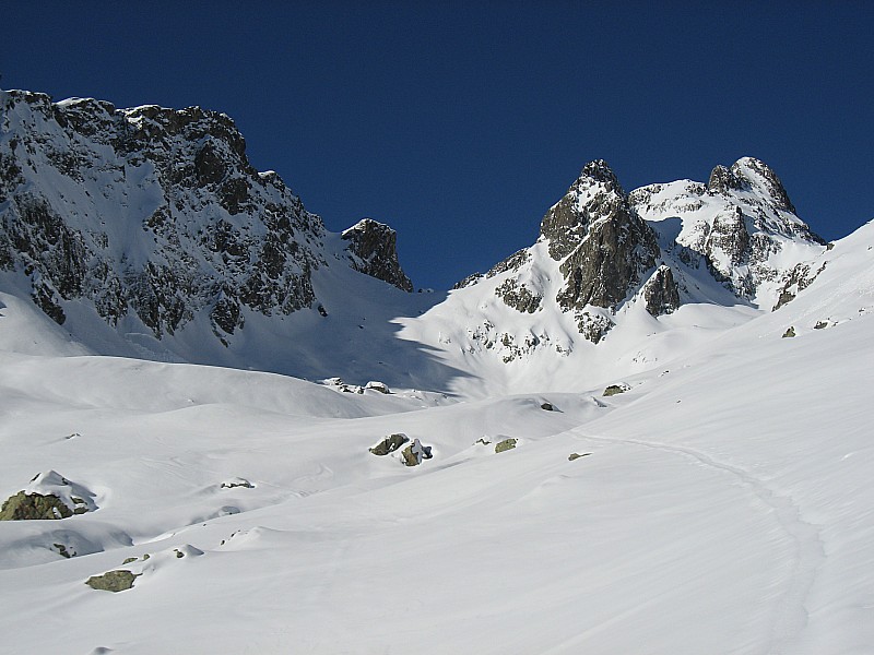 #5 Vers le col du tepey : Passage emprunté au centre Vers le col du tepey : Passage emprunté au centre