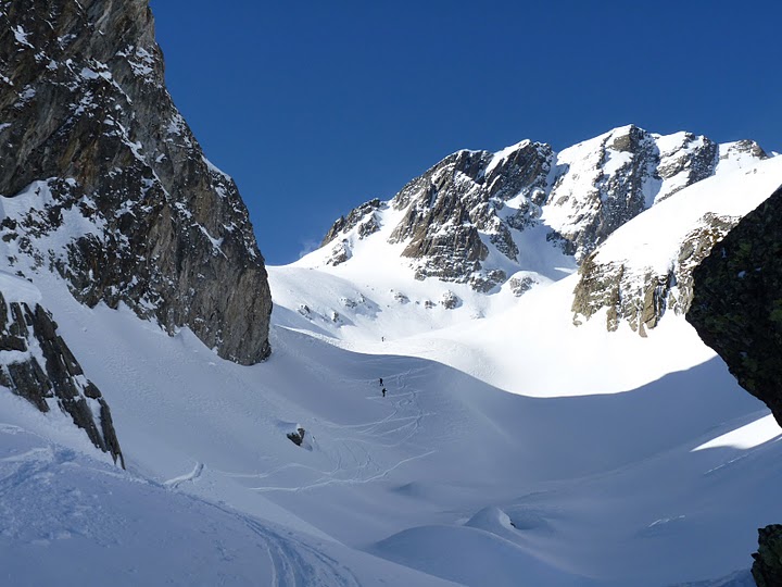 #6 Col du Tepey : au fond à gauche Col du Tepey : au fond à gauche