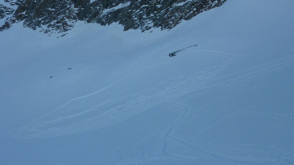 #3 Plaque : déclenchée sous le Charmet de l Plaque : déclenchée sous le Charmet de l'Aiguille