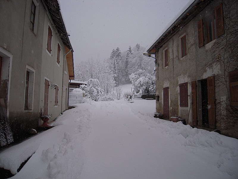 Traversée du Grand Village : Belle ambiance