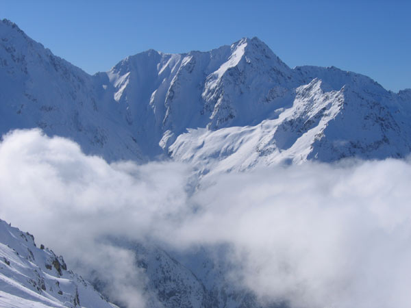 #2 Tête du Clotonnet (2835m) : Une belle face N ! Mais pleine de purges aussi :-(( Tête du Clotonnet (2835m) : Une belle face N ! Mais pleine de purges aussi :-((
