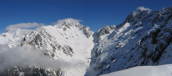 #3 Vers le N du Col des Marmes : Le Col de la Muzelle et le Glacier Courbe Vers le N du Col des Marmes : Le Col de la Muzelle et le Glacier Courbe