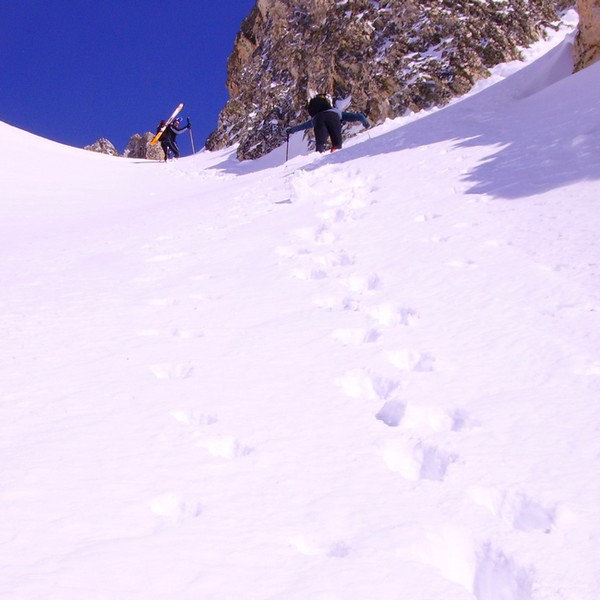 #2 Couloir à l Couloir à l'E de tête Noire : La variante du couloir à l'E du Col de Roche Noire.