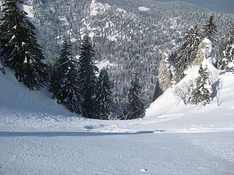 #1 Entrée du couloir Ouest : 1 seule trace, ça va pas durer.. Entrée du couloir Ouest : 1 seule trace, ça va pas durer..