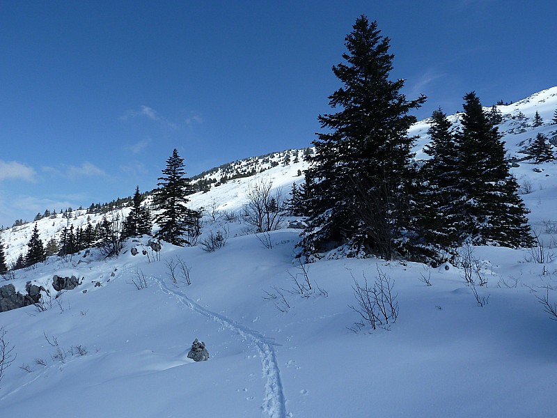 Cairn : pour trouver la bonne trace de montée... ou pas