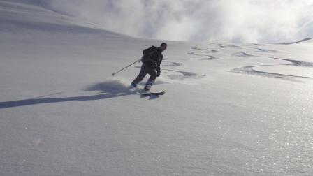 #6 Descente : Descente dans la combe Descente : Descente dans la combe