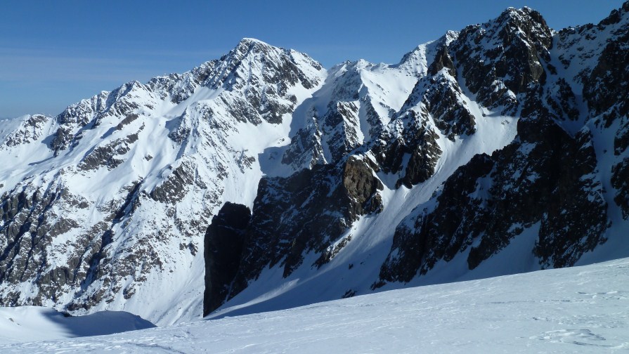 #1 Les badons : sur fond de plagne Vaumard Les badons : sur fond de plagne Vaumard