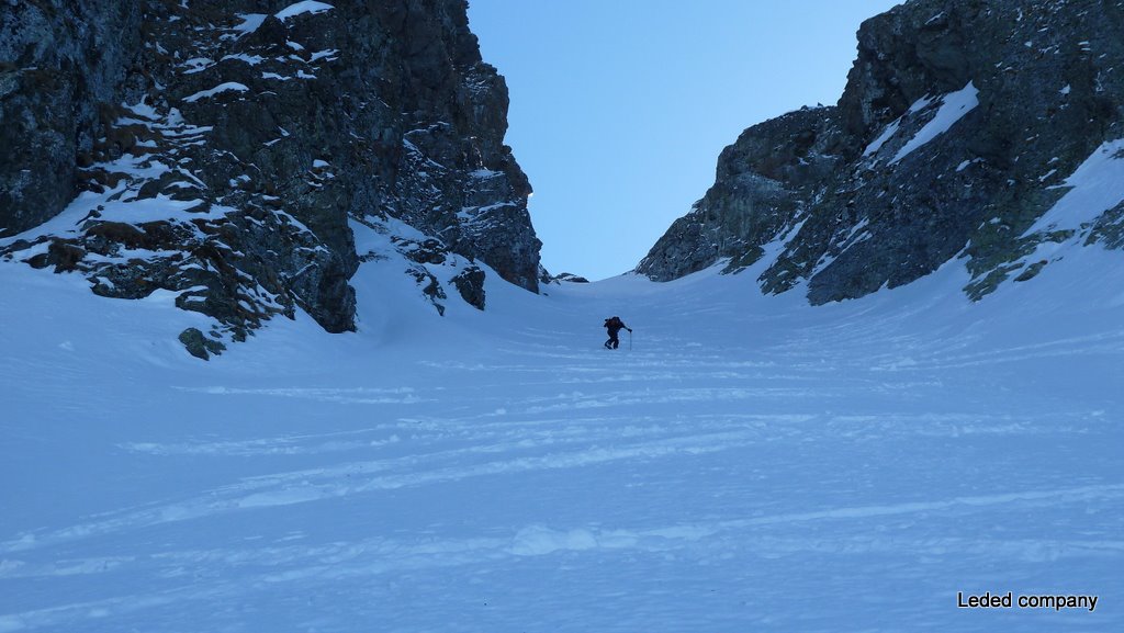 #7 Couloir de la Brèche : Le couloir ne se remontera pas entièrement à skis Couloir de la Brèche : Le couloir ne se remontera pas entièrement à skis