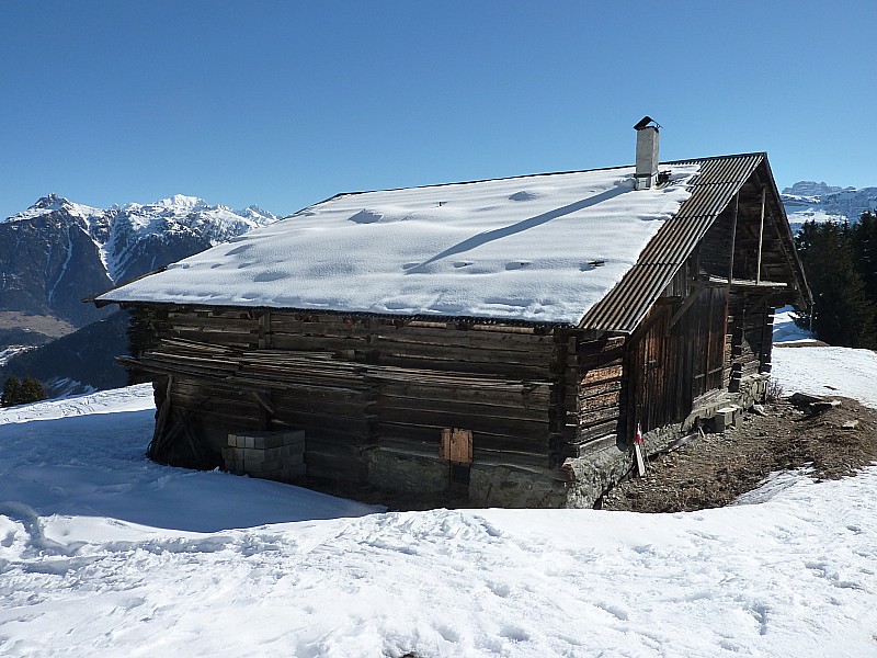 #4 Chalet de plan villard Chalet de plan villard