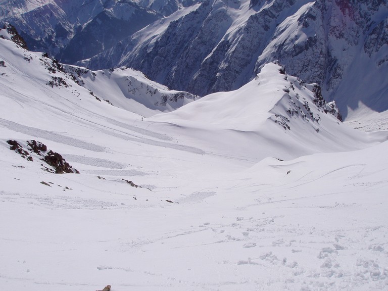 #13 Descente : Christophe va trop vite, en trois courbes il est en bas... Descente : Christophe va trop vite, en trois courbes il est en bas...