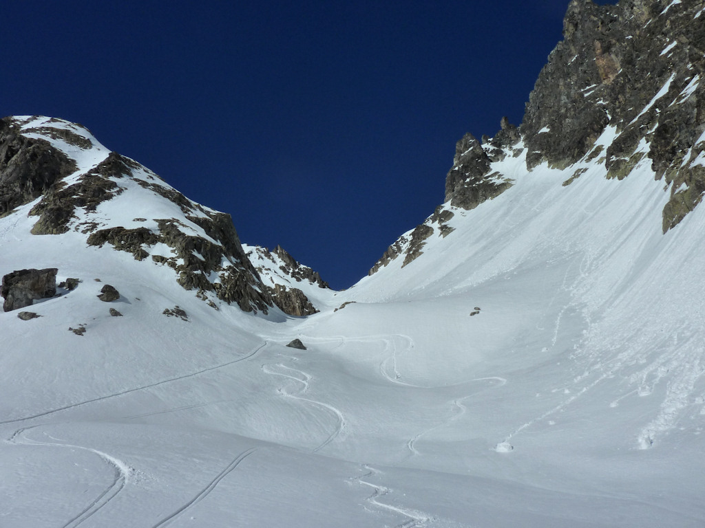 #21 Dans le rétro : La Combe Sud sous le Col de Combe Madame. Dans le rétro : La Combe Sud sous le Col de Combe Madame.