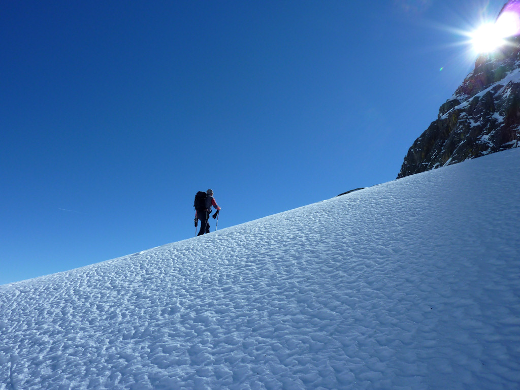 #5 Sous l Sous l'Aiguille Reynier : Le soleil nous abandonne un instant.