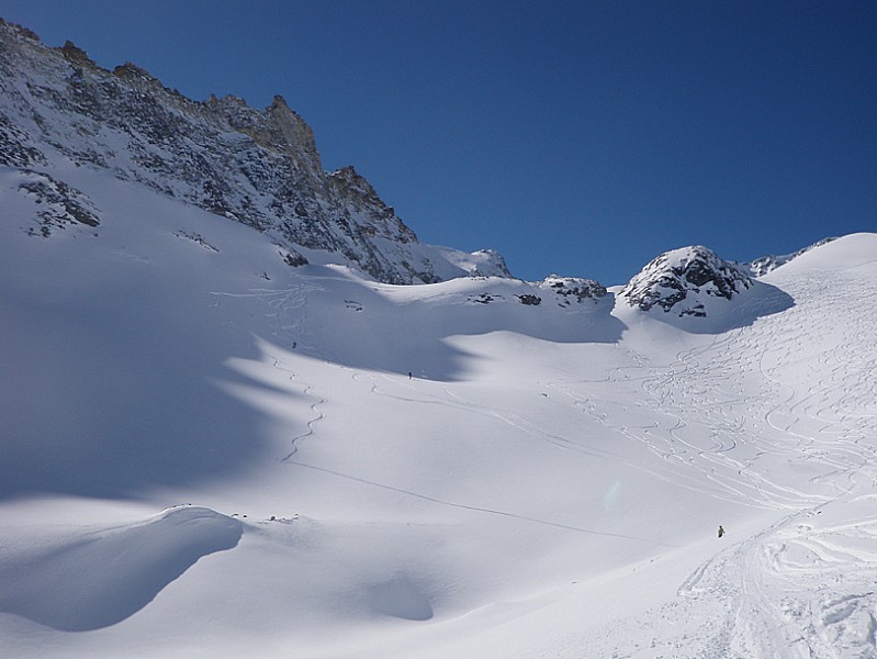 #7 de bons virages nous attendent : ski facile et agréable de bons virages nous attendent : ski facile et agréable