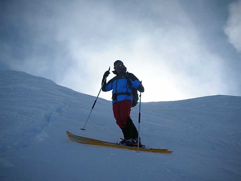 #9 Pointe A. Favre : Gégé à la descente pour le glacier du Mort Pointe A. Favre : Gégé à la descente pour le glacier du Mort