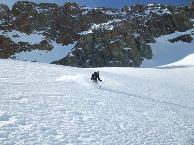 #19 Ailefroide occidentale : Ca cruise dans la powpow sous la face ! Ailefroide occidentale : Ca cruise dans la powpow sous la face !