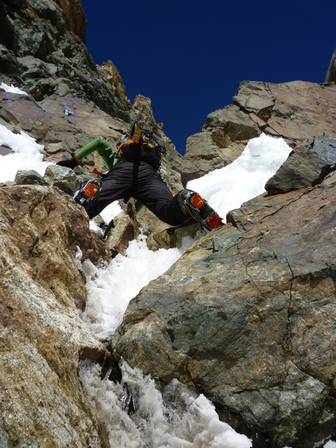 #4 Passage du ressaut : Louis sort la souplesse du chacal désséché Passage du ressaut : Louis sort la souplesse du chacal désséché