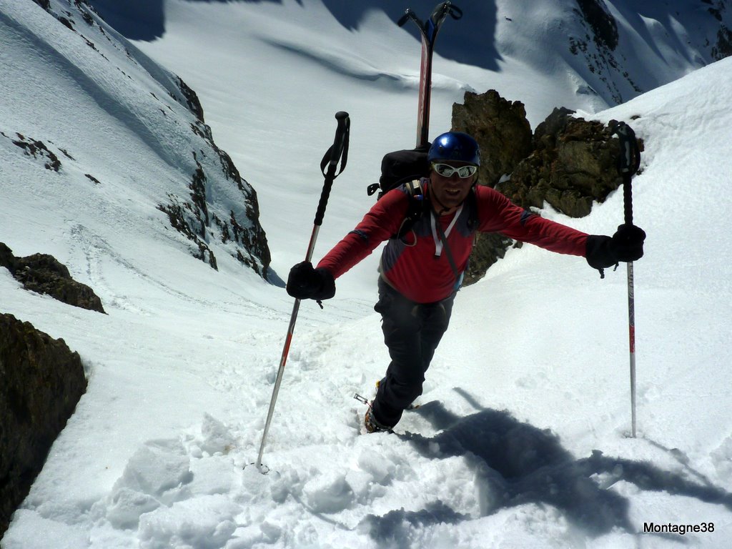 #7 Col des Balmettes : Arrivée au col (la face ouest est bien revenue !) Col des Balmettes : Arrivée au col (la face ouest est bien revenue !)