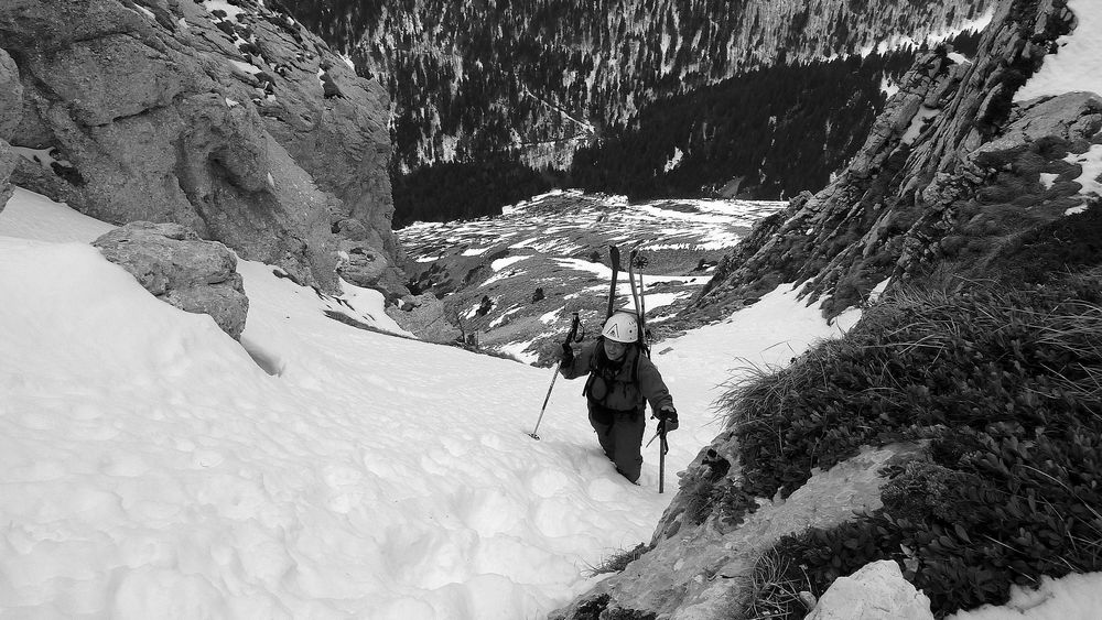 #9 Couloir W : de bonnes marches pour remonter le couloir Couloir W : de bonnes marches pour remonter le couloir