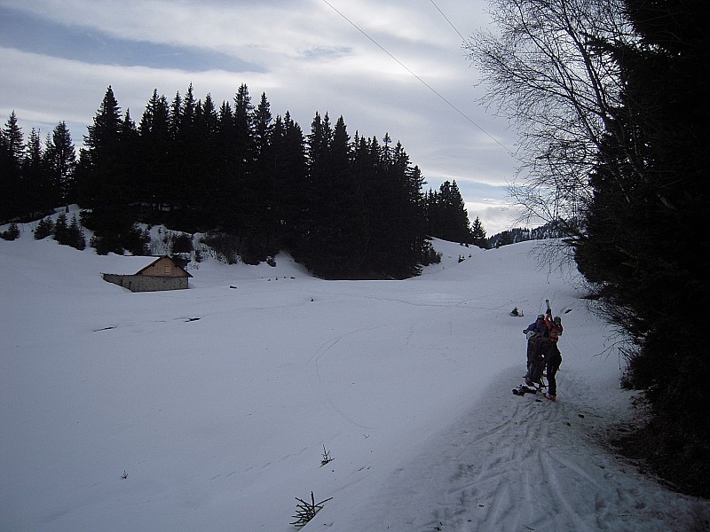#16 bellacha : passage au chalet de la montagne d bellacha : passage au chalet de la montagne d'en haut